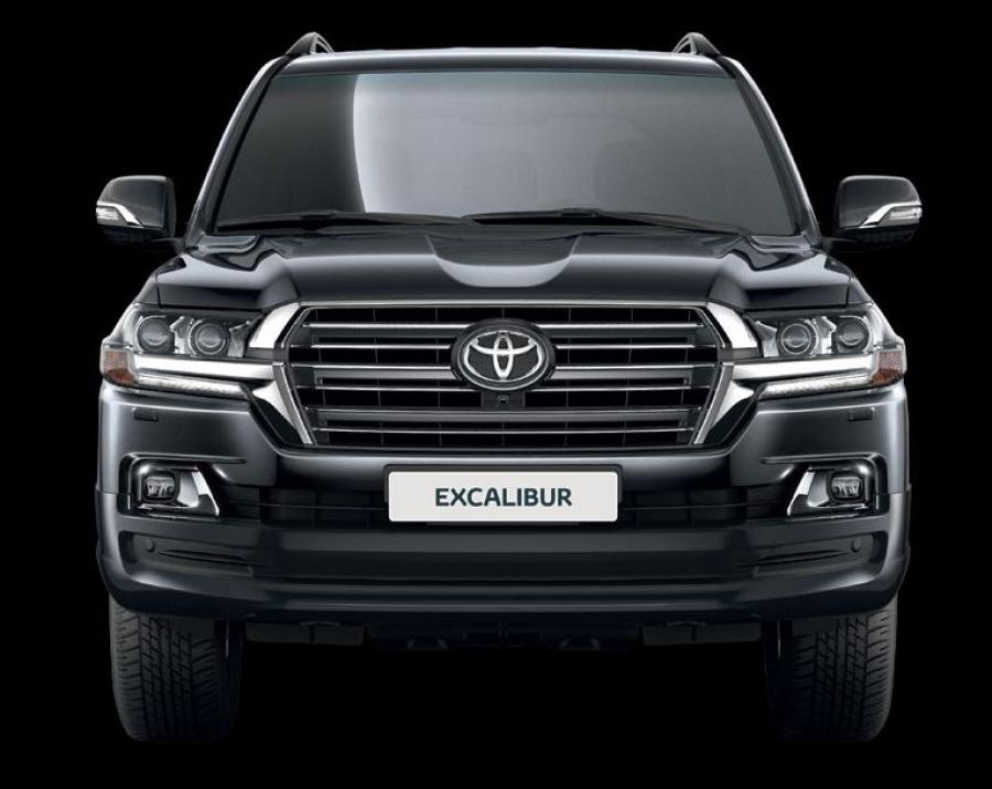  Toyota Land Cruiser 200 Excalibur (UZJ200) 2017 года  (CIS) (фото 2 из 10)